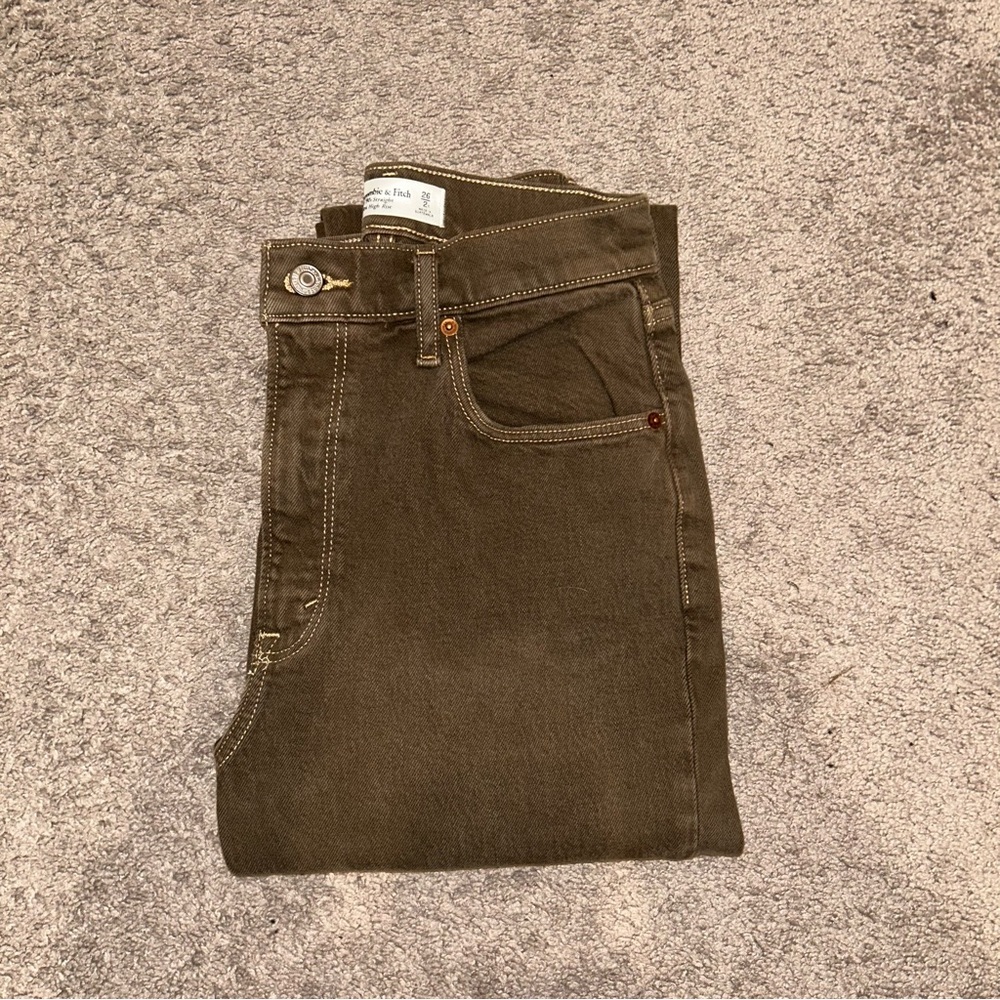Abercrombie & Fitch Women’s High Rise 90s Straight Jeans